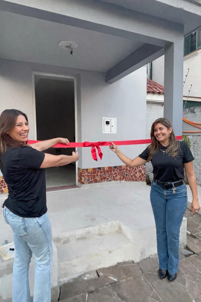 Inauguração do Residencial Leite, corte da fita de abertura